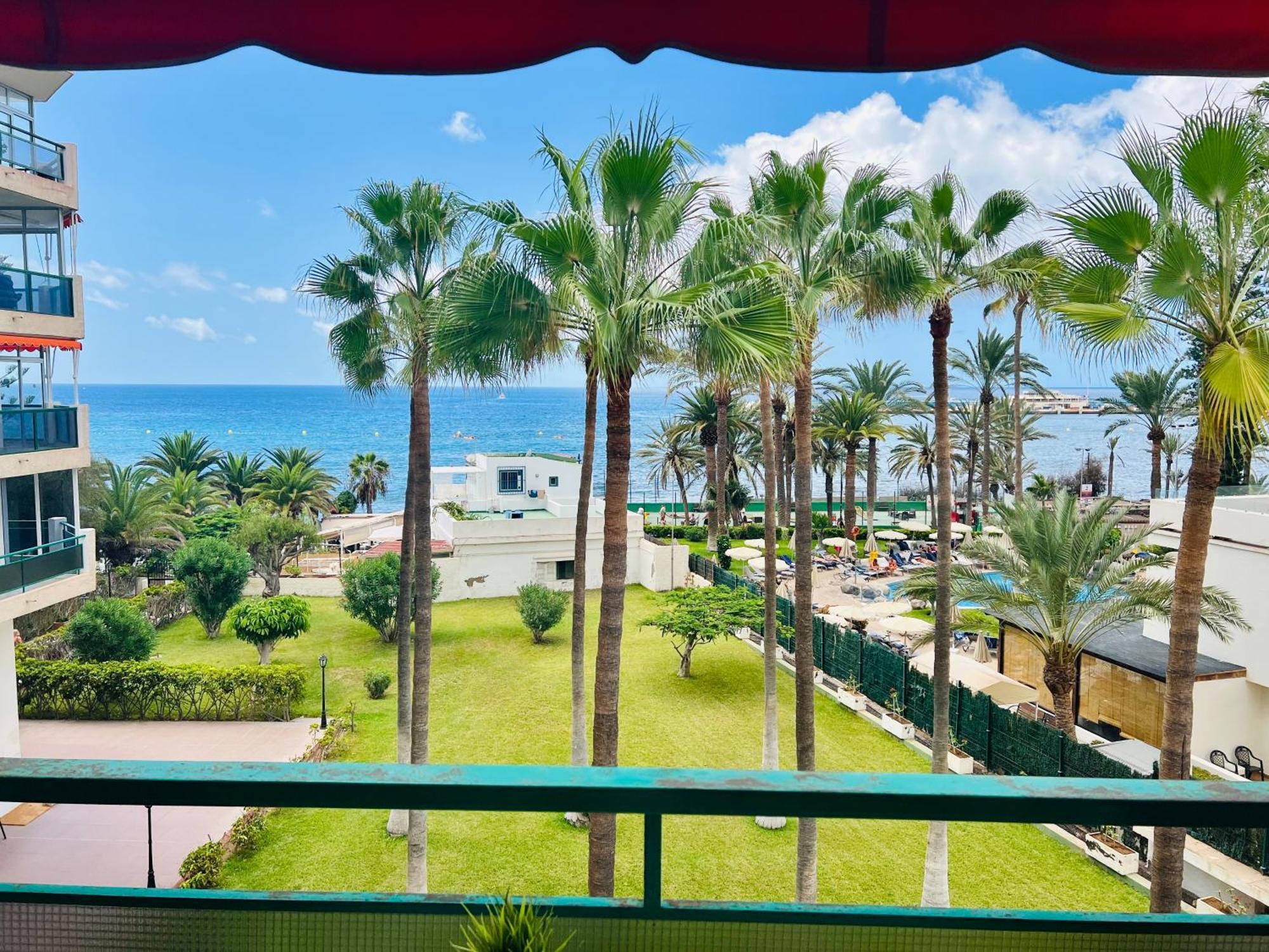Апартаменти Comodoro Cristianos Beach Vivienda Vacacional Лос-Крістіанос Екстер'єр фото